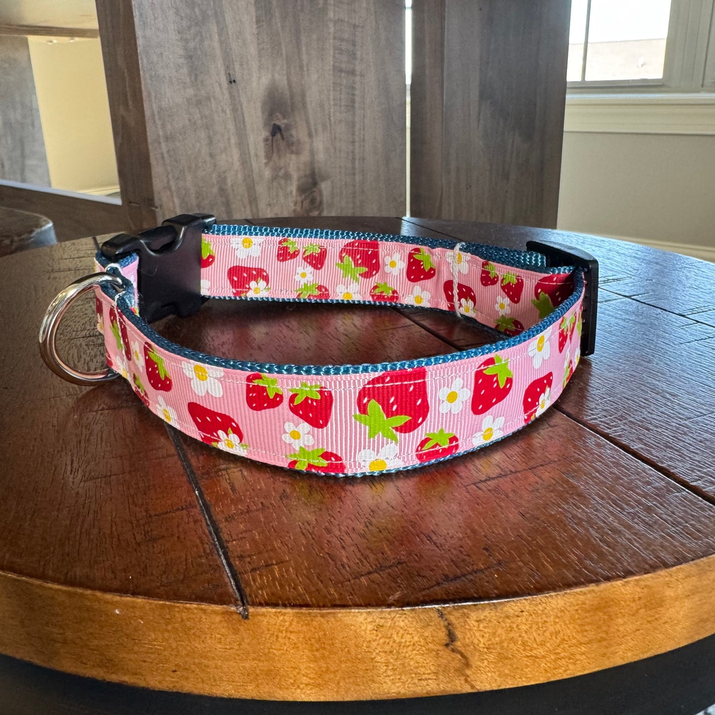 Strawberry Collar