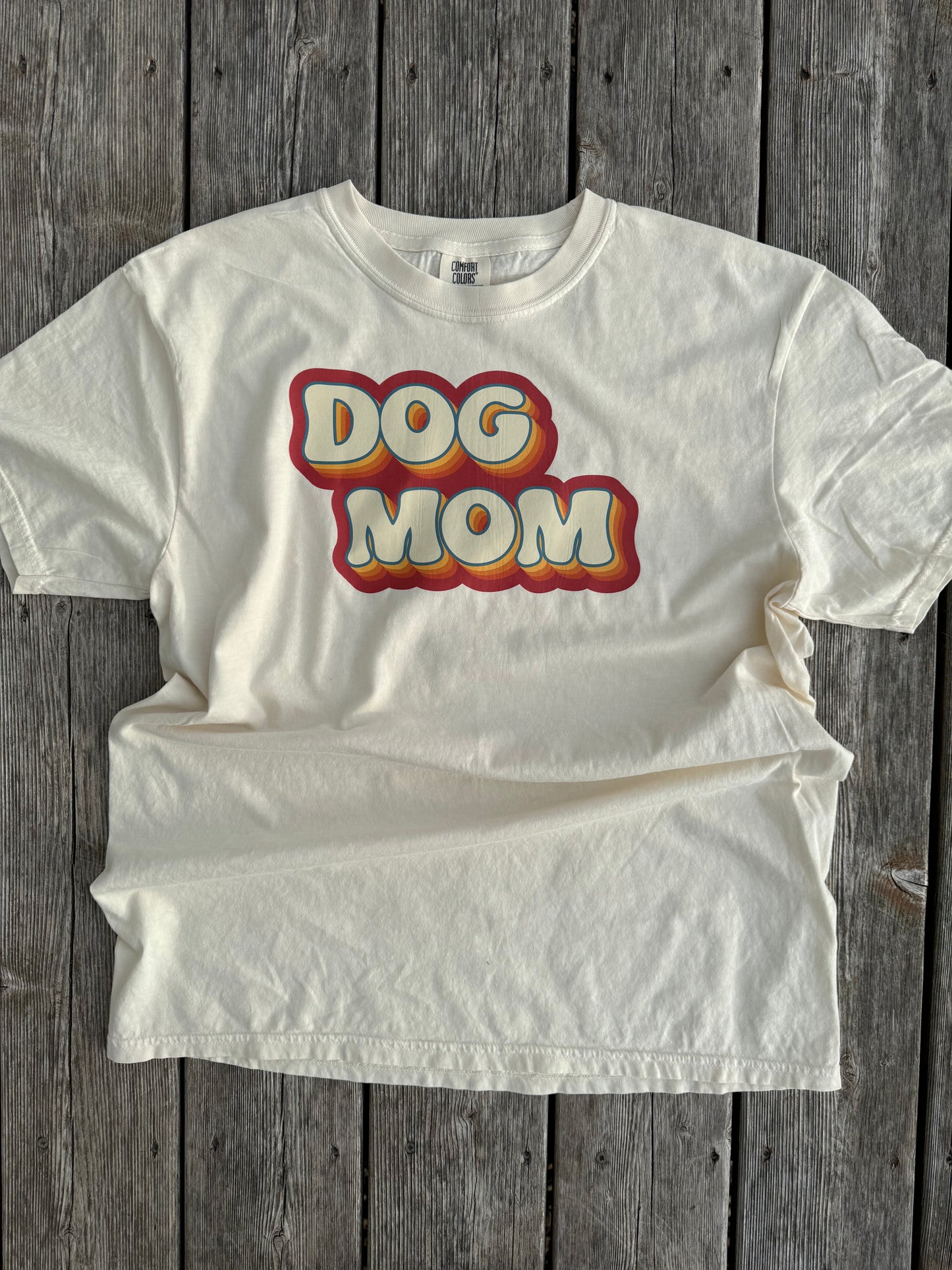 Cream Retro Dog Mom T-Shirt