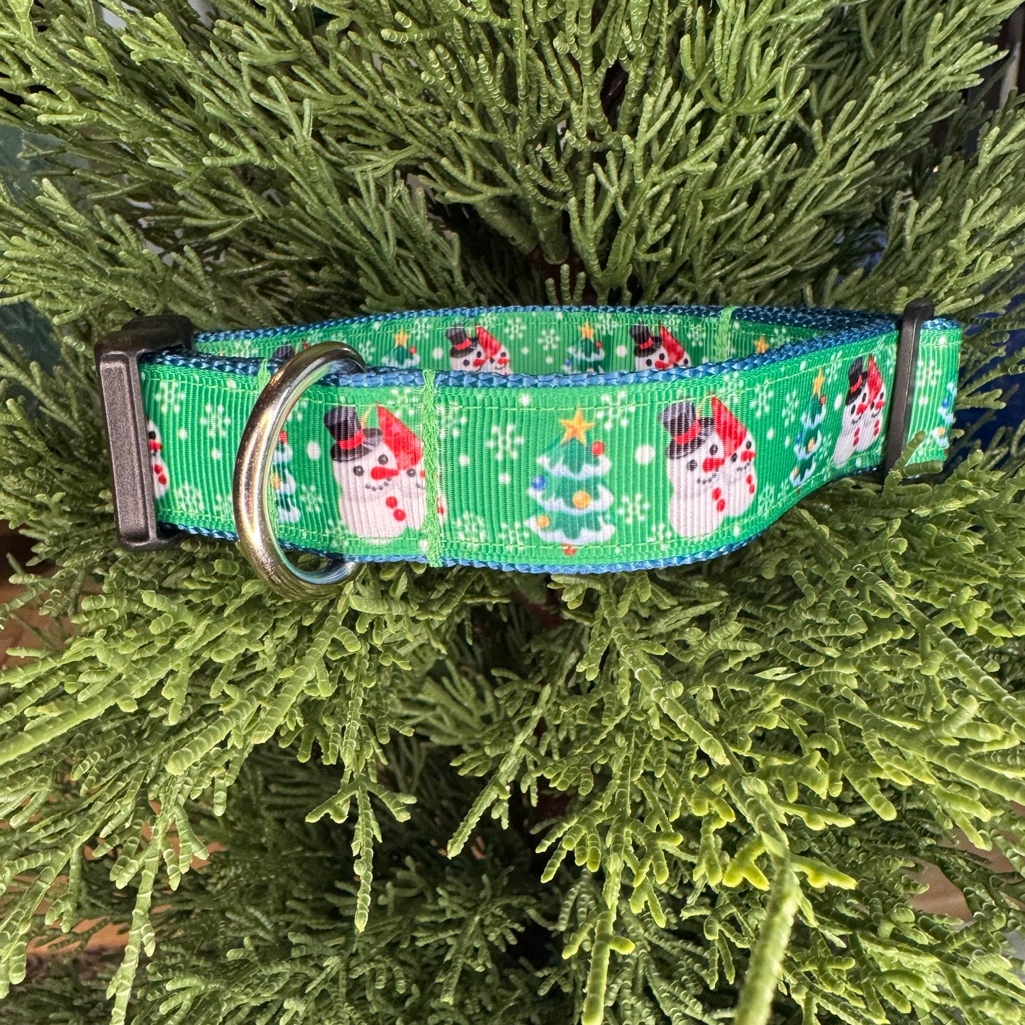 Trees and Snowmen Holiday Collar - Green